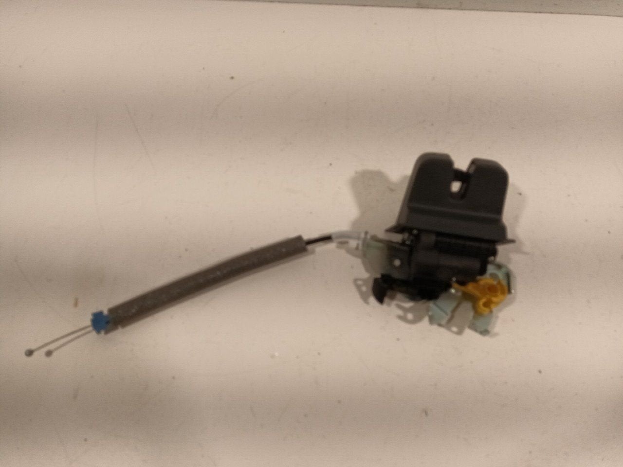 Slot mechaniek kofferdeksel achterklep elektrisch Skoda Octa, Auto-onderdelen, Onderdelen@venauto.nl, Van der Ven Autorecycling B.V.