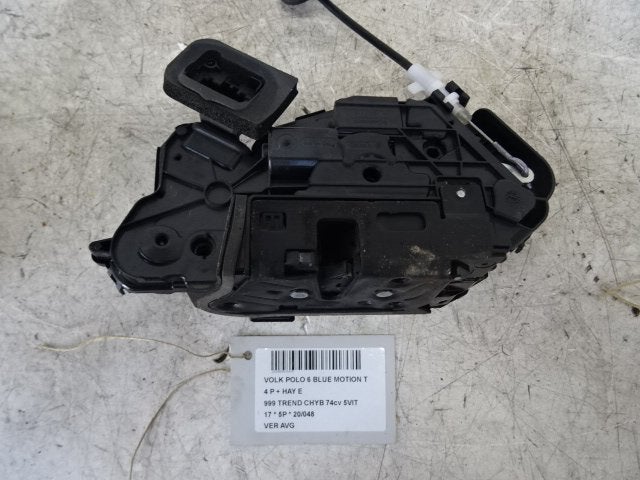 SERRURE DE PORTE AVANT GAUCHE Polo VI (AW1) (5TB837015A), Utilisé, Avant, Volkswagen