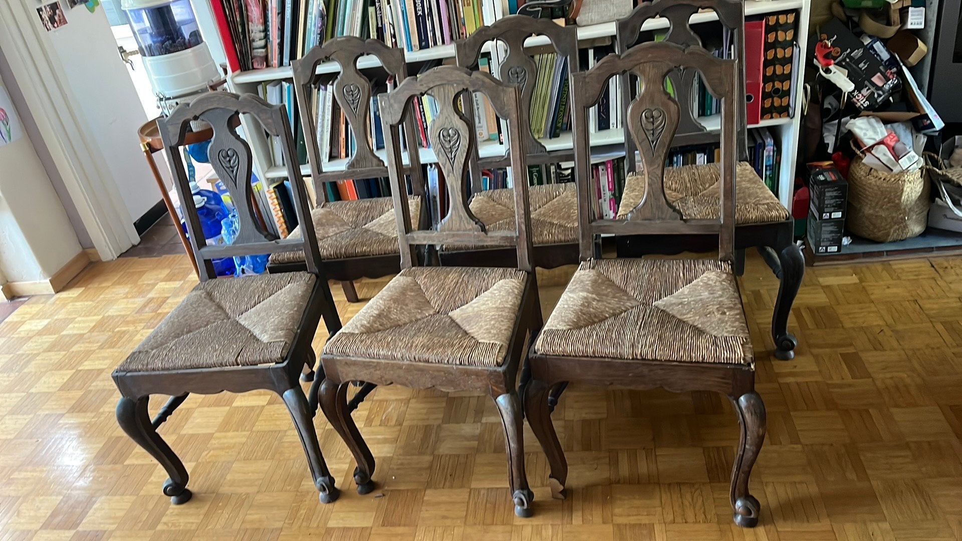 6 eiken stoelen met rieten zitting, Ophalen