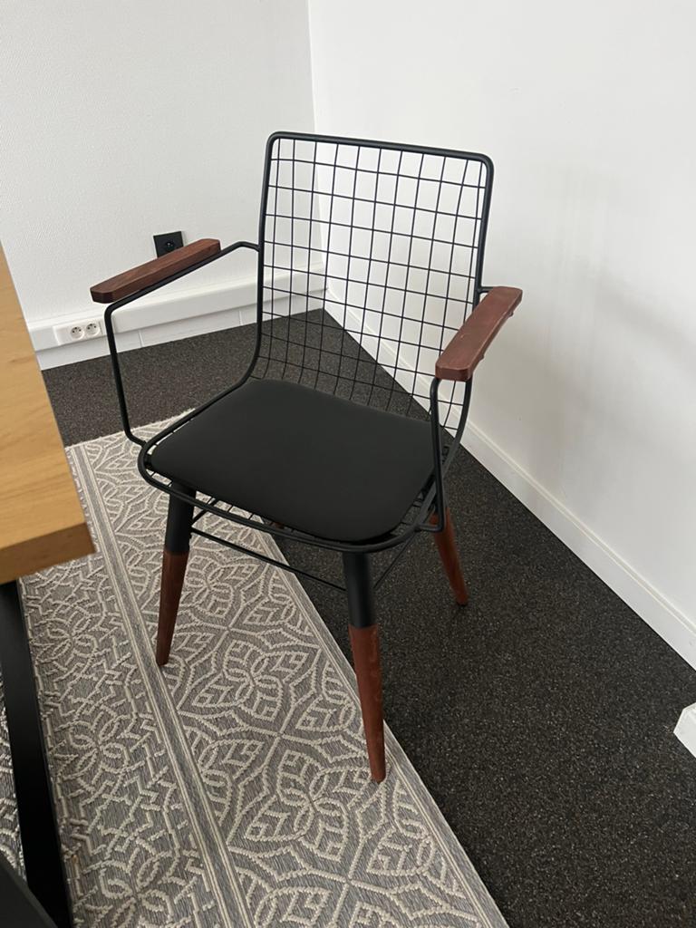 Stoelen en tafel, Ophalen, Gebruikt