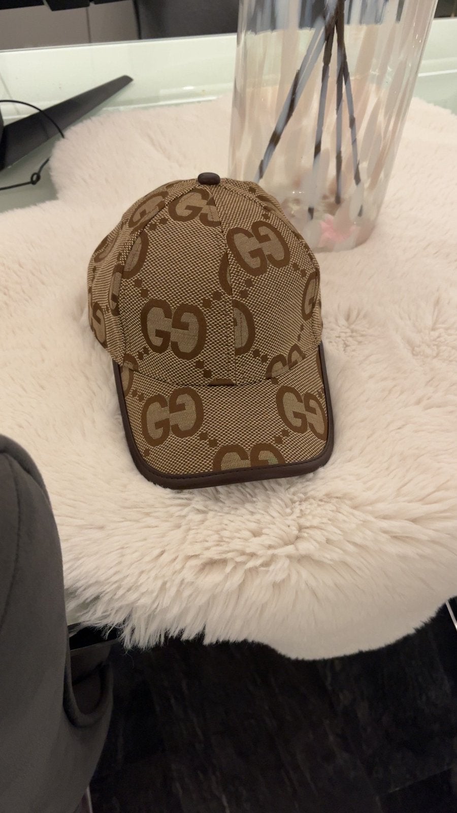Jumbo gucci pet, Ophalen, Zo goed als nieuw, Pet