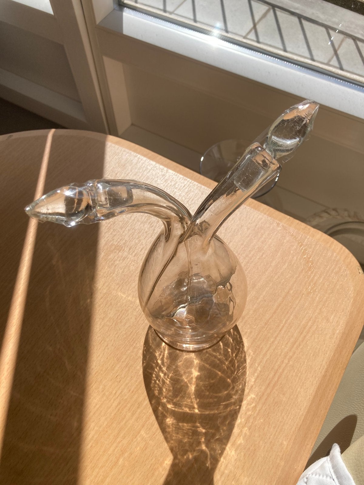 Franse vintage olie- en azijnkaraf met dubbele tuit, Ophalen of Verzenden