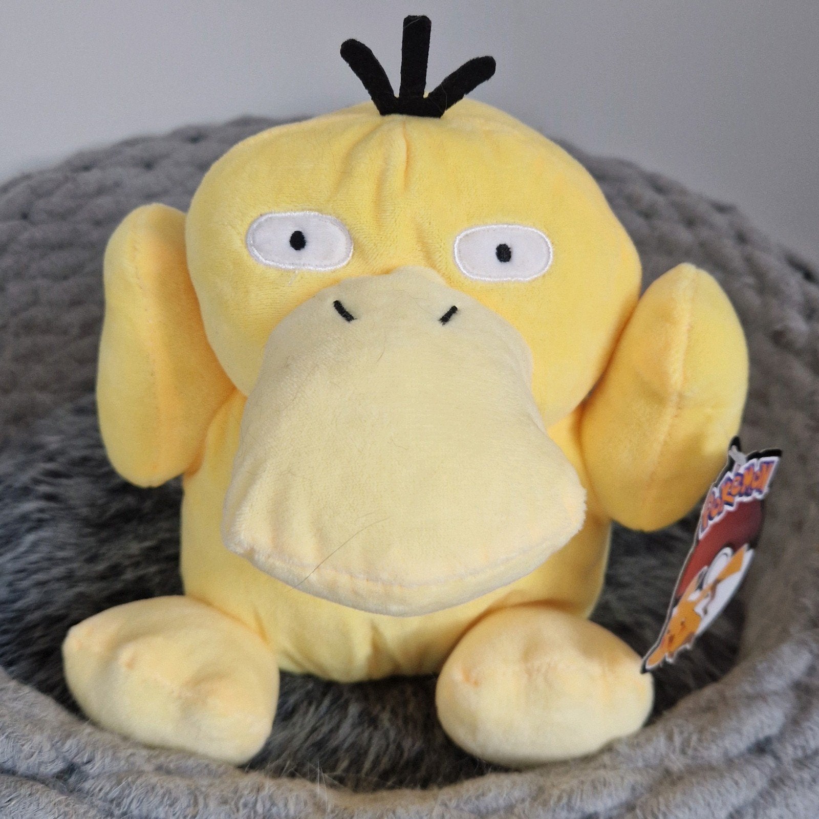 Psyduck pluche, Ophalen of Verzenden, Zo goed als nieuw