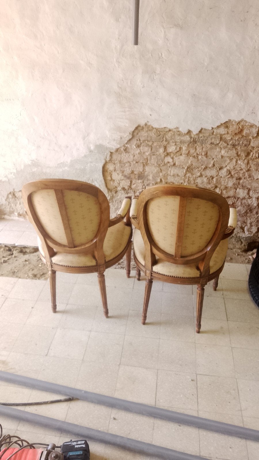 Twee antieke stoelen., Antiek en Kunst, Ophalen