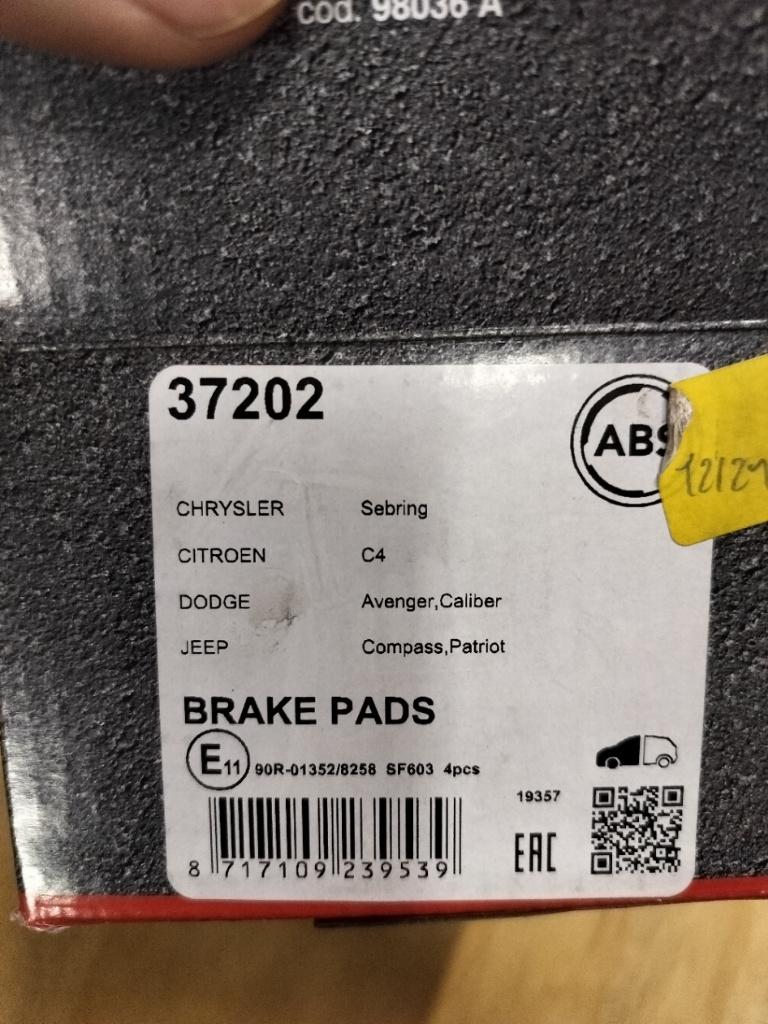 Remblokken Citroen,Mitsubishi,Chrysler,Dodge,Jeep, Autos : Pièces & Accessoires, Enlèvement ou Envoi, Neuf, Jeep