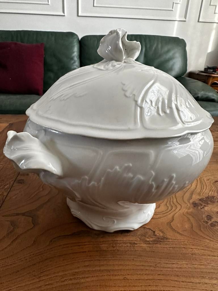 Schaal - wit porselein (irisreliëfdecor), Antiek en Kunst, Ophalen