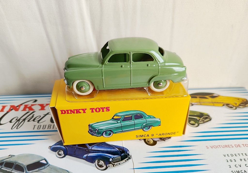 Dinky Atlas: Simca 9 Aronde _ref. 24U _origin Collector Box, Ophalen of Verzenden, Nieuw, Auto, Dinky Toys