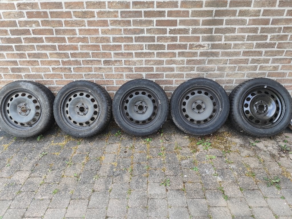 5 Jantes tôle 16 pouces, Pneus hiver, 16 pouces, Véhicule de tourisme, 205 mm