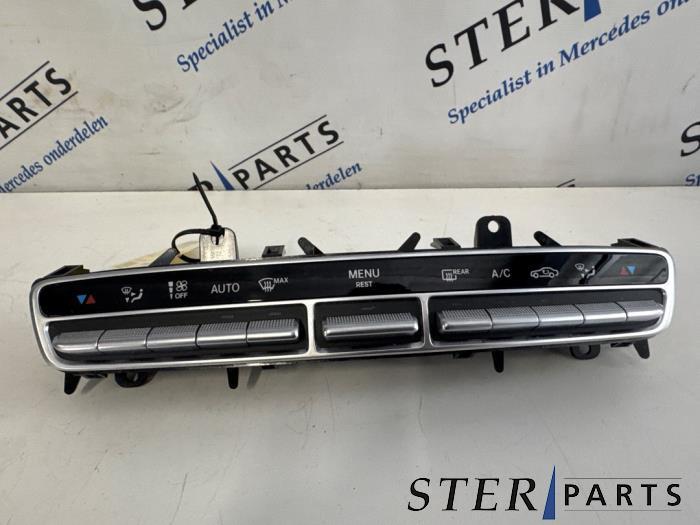 Panneau de commandes chauffage d'un Mercedes C-Klasse, Autos : Pièces & Accessoires, Tableau de bord & Interrupteurs, Mercedes-Benz