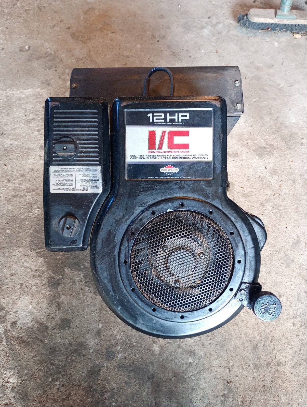 Briggs&Stratton 12HP benzinemotor defect, Doe-het-zelf en Bouw, Ophalen, Gebruikt, Benzinemotor, 1800 rpm of meer