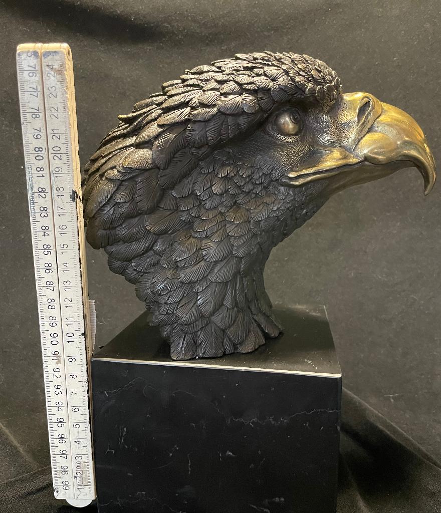 Bronzen arendskop XXL 29 cm A.Thornbum 8 kilo zuiver brons, Antiek en Kunst, Kunst | Beelden en Houtsnijwerken, Beeld, Brons, Ophalen of Verzenden