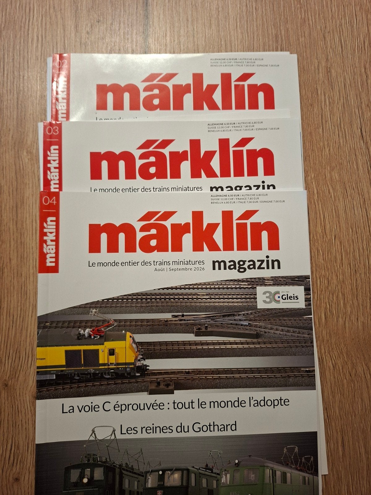 divers magazines Märklin insider 2024, 25 et 26., Enlèvement ou Envoi, Livre, Revue ou Catalogue, Comme neuf, Courant continu ou Courant alternatif
