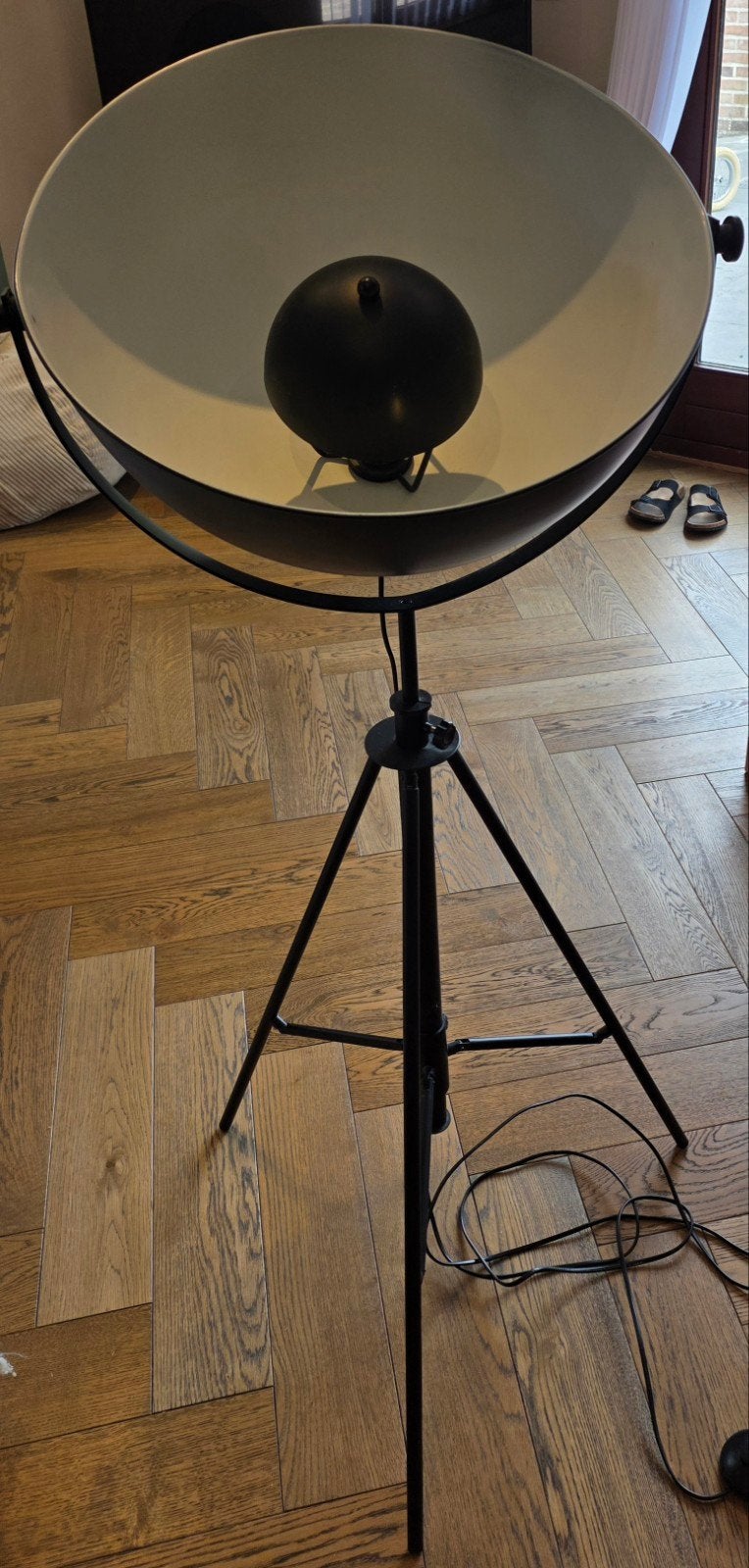 Lampe de Studio sur Trépied Industrielle (Noir Mat & Blanc), Enlèvement