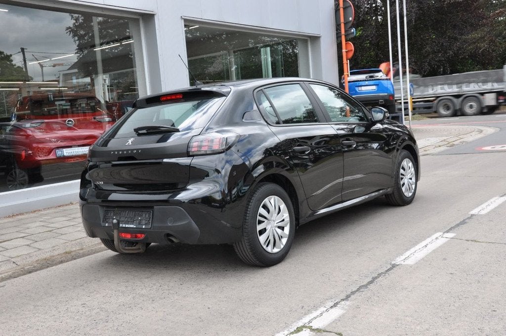 Peugeot 208 Like * car play * Airco * (bj 2020), Auto's, Voorwielaandrijving, Stof, Euro 6, 1199 cc