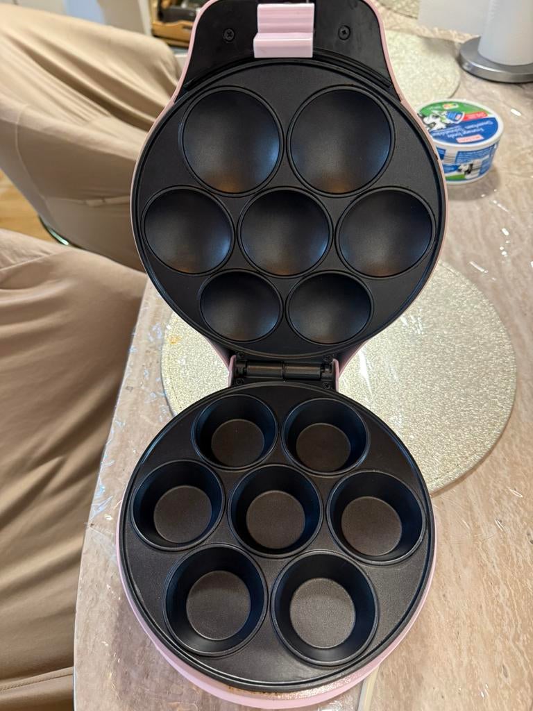 Cupcake maker, Enlèvement ou Envoi, Comme neuf