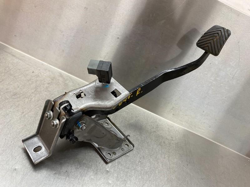 REMPEDAAL ABS Kia Venga (01-2010/03-2019), Auto-onderdelen, Interieur en Bekleding, Kia, Gebruikt