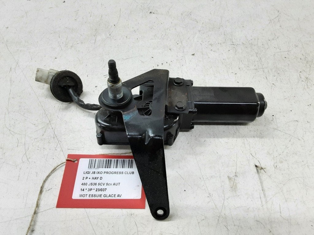 RUITENWISSERMOTOR VOOR Ligier JS36 (07-1970/-) (140122), Gebruikt, Overige automerken, Mevr. I. Hauben, Rue de l'Espoir 34 34
4030  GRIVEGNÉE, BE