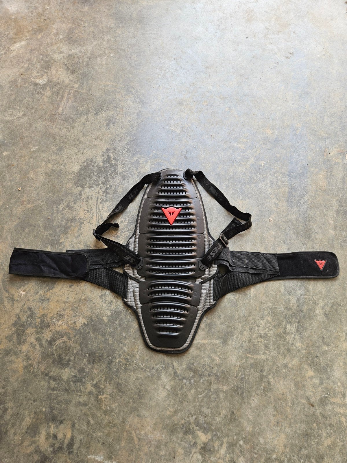 DAINESE Wave D1 Air rugbeschermer, Motos, Enlèvement