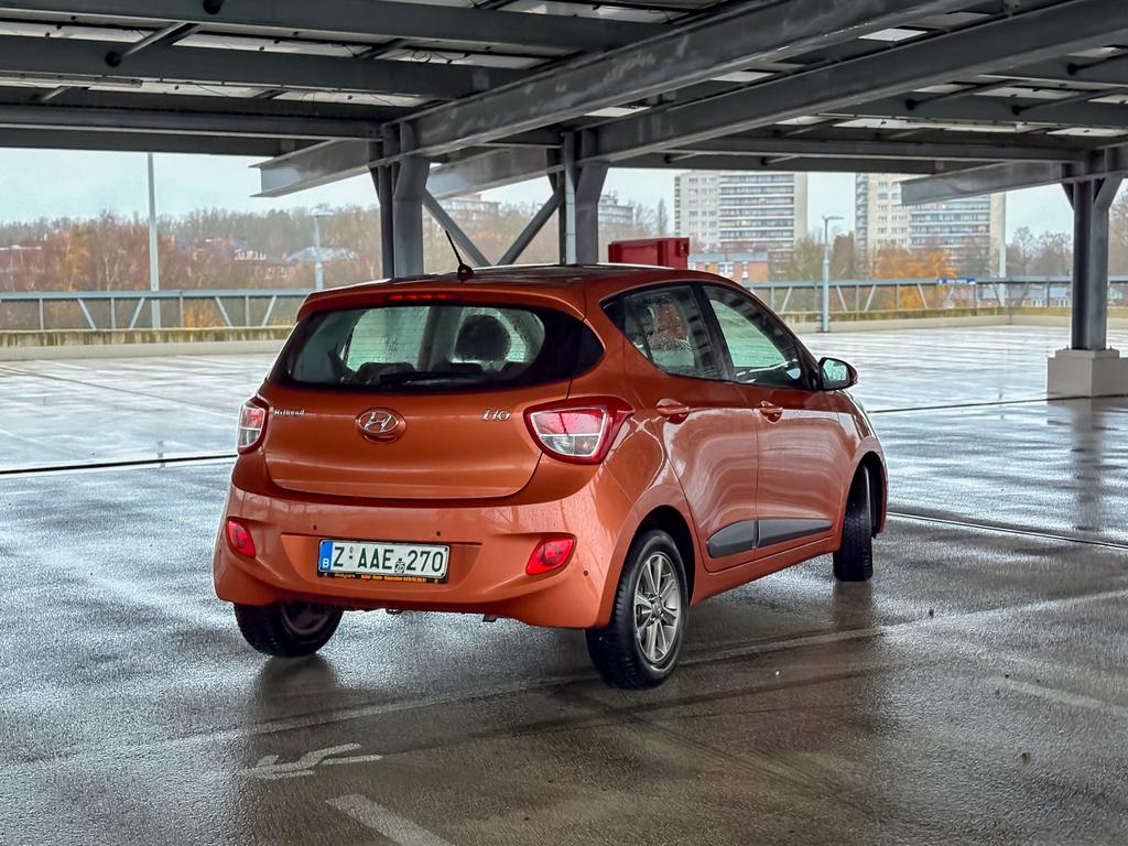 hyundai i10 36000km!!!, Autos, Hyundai, Achat, Entreprise, Boîte manuelle, Autres couleurs