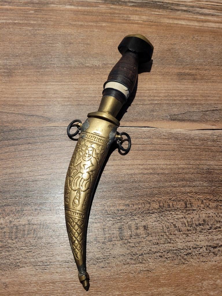 Couteau oriental, Enlèvement ou Envoi