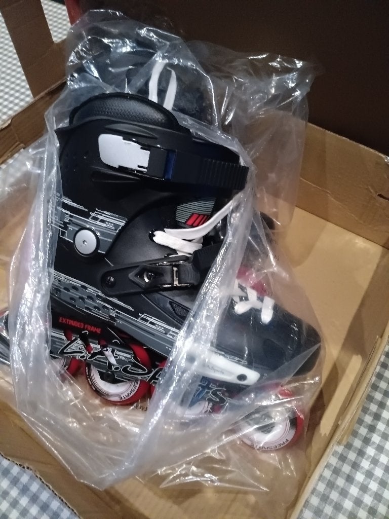 Inline skates , skeelers (ongebruikt. Zie foto's), Sport en Fitness, Skeelers, Ophalen of Verzenden, Nieuw, Kinderen, Inline skates 4 wielen