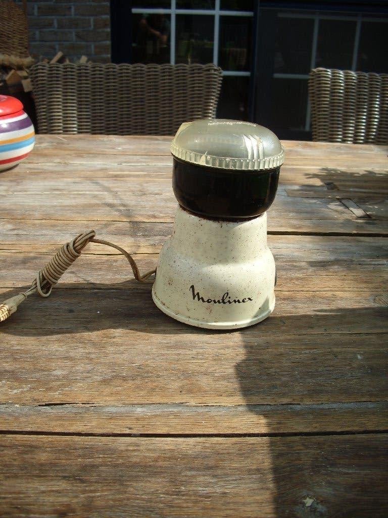 oude koffiemolen moulinex, Ophalen