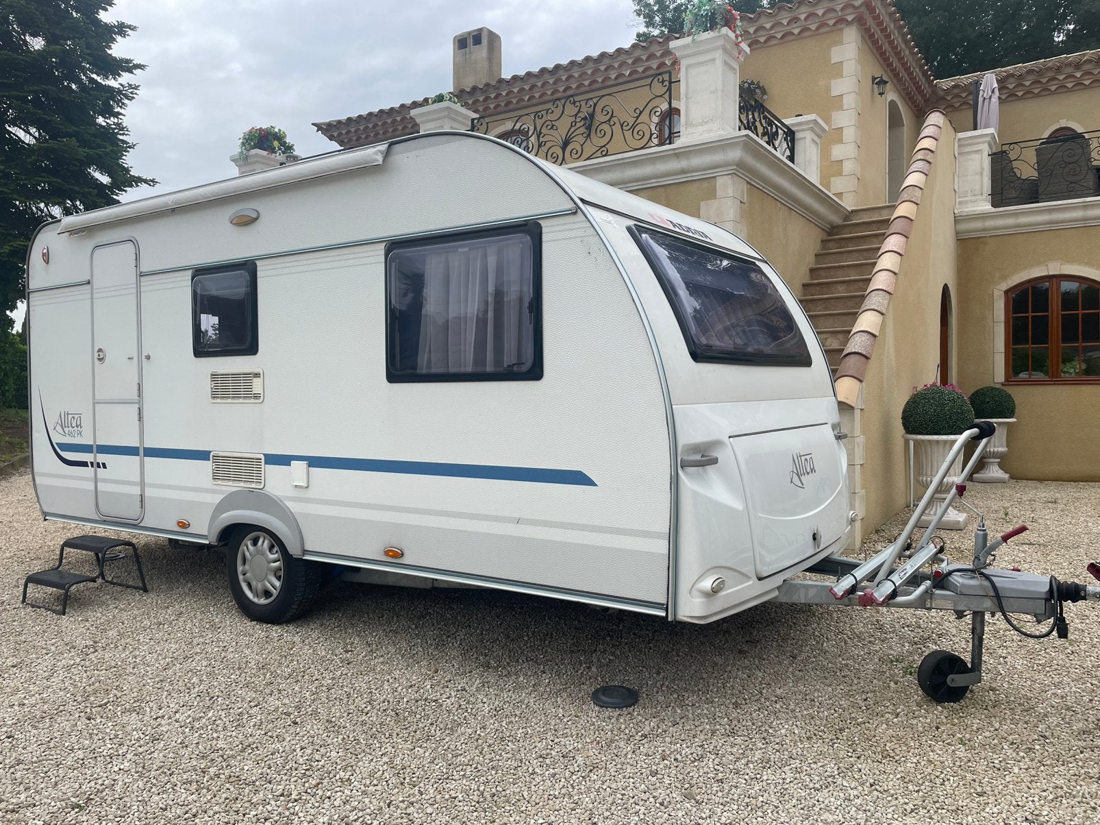 6 persoons caravan Adria 462PK, stapelbed, luifel, tent, Caravanes & Camping, Caravanes, Entreprise, Jusqu'à 6, Poêle, Lits superposés