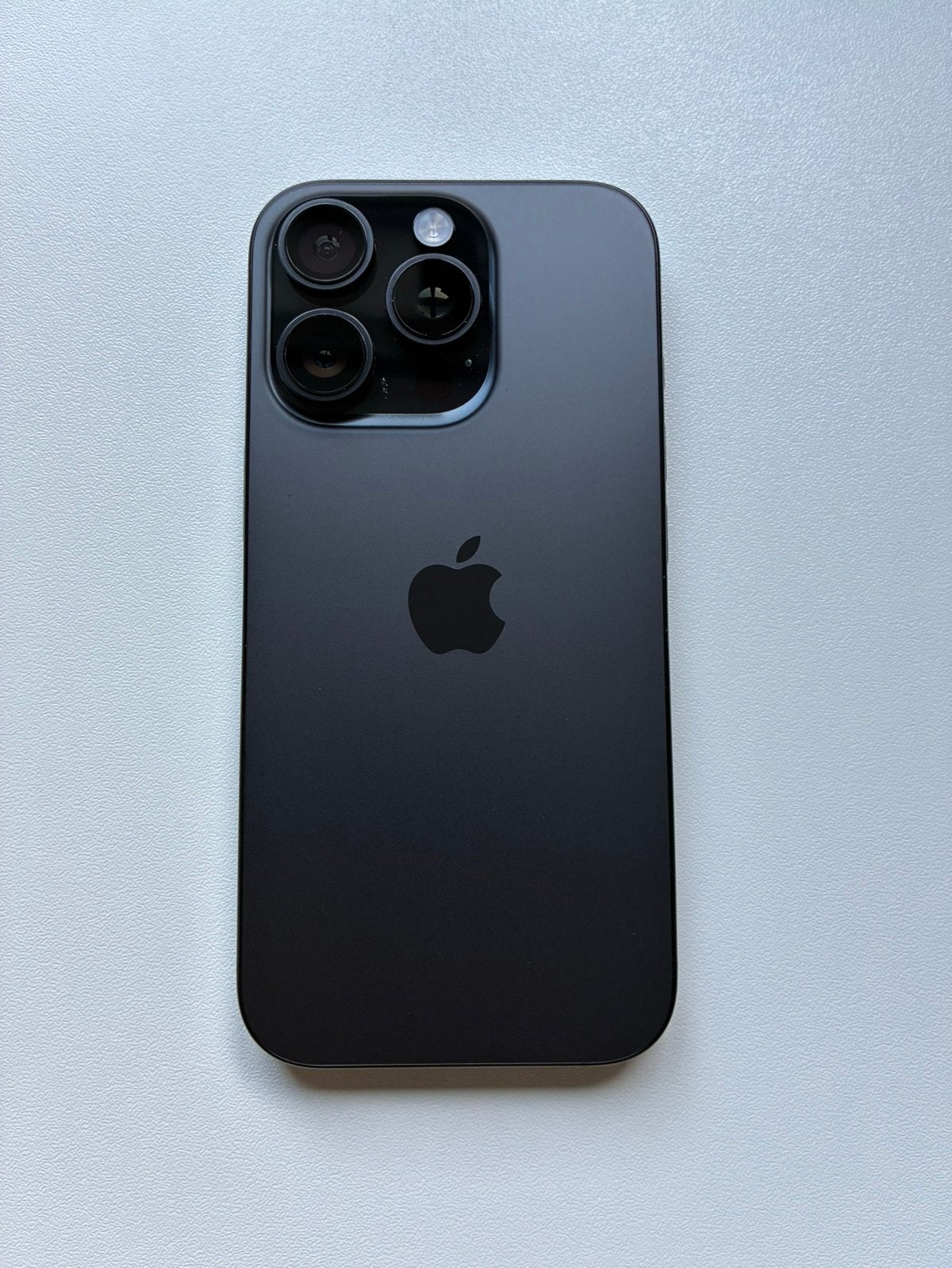 Apple iPhone 16 Pro 256GB, Telecommunicatie, Gebruikt, Zwart, Zonder simlock, Zonder abonnement