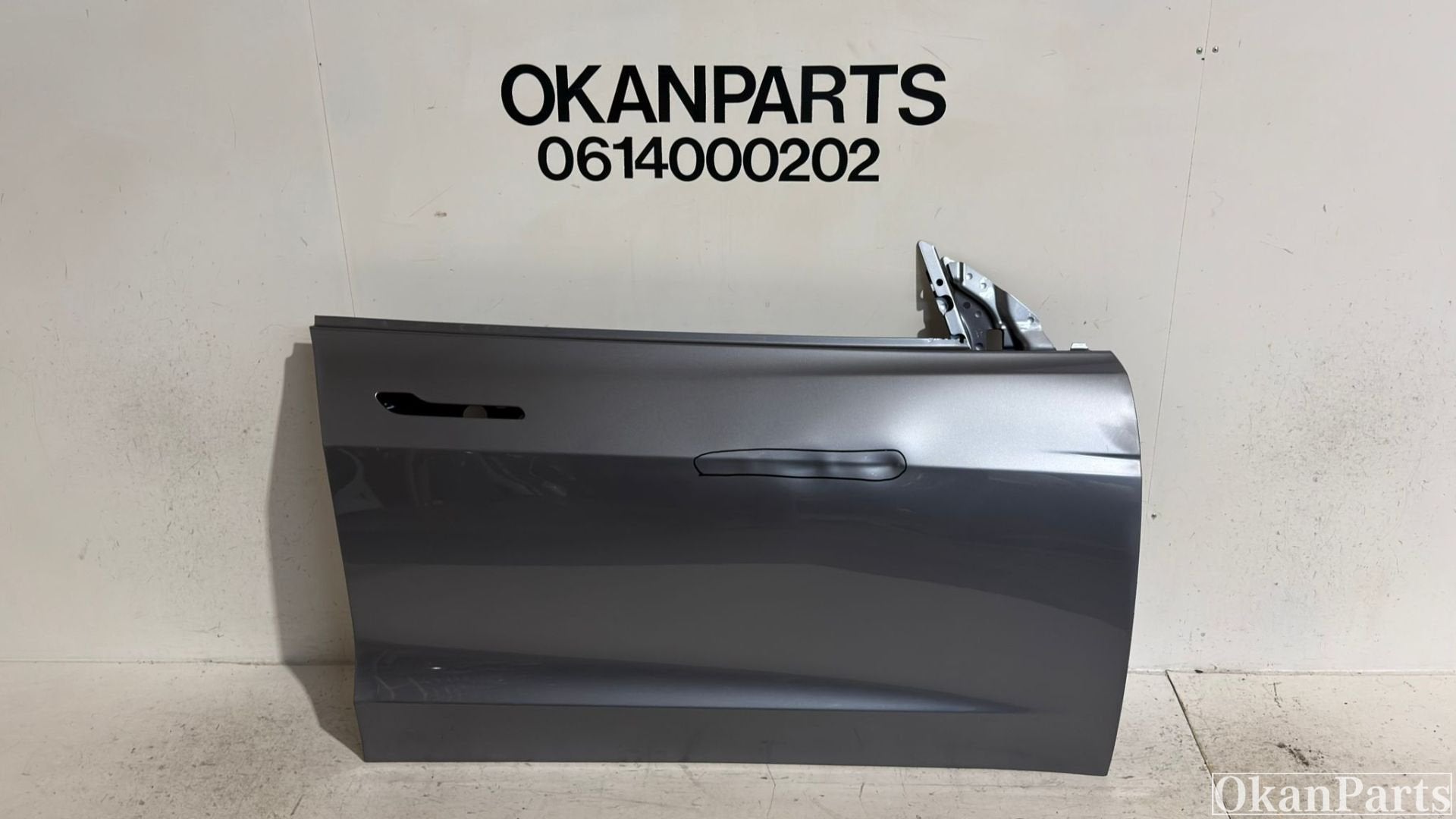 Tesla Model 3 Highland, porte avant droite, Info@fabrikant.eu, Fabrikant BV, Fabrikantstraat 1
1000 AA  Amsterdam, NL, Utilisé