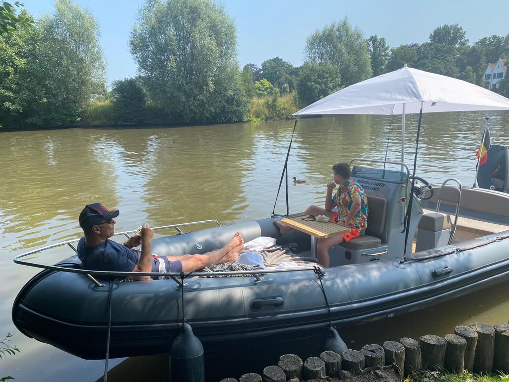 ️ Boot parasol / zonnescherm met houder – compleet set, Ophalen
