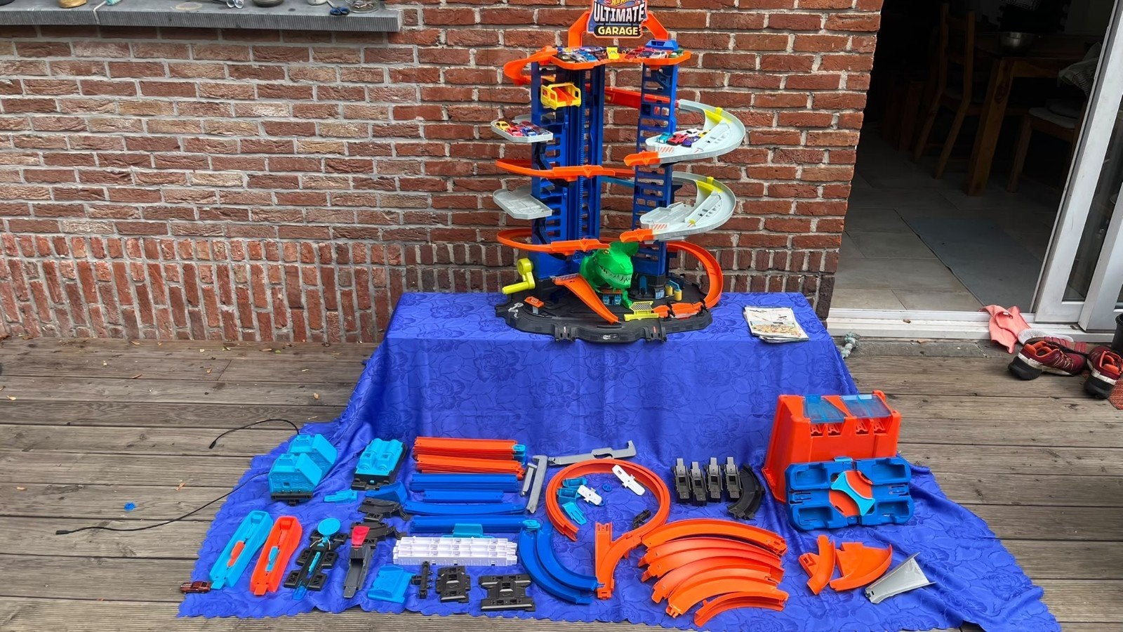 Gros lot Hot Wheels – Ultimate Garage + Track Builder, Électrique, Enlèvement, Hot Wheels, Avec looping
