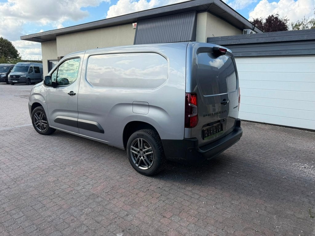 PEUGEOT PARTNER * 1.5HDI * L2 * AUT * FULL OPTION * CAMÉRA *, Achat, Euro 6, Entreprise, Noir