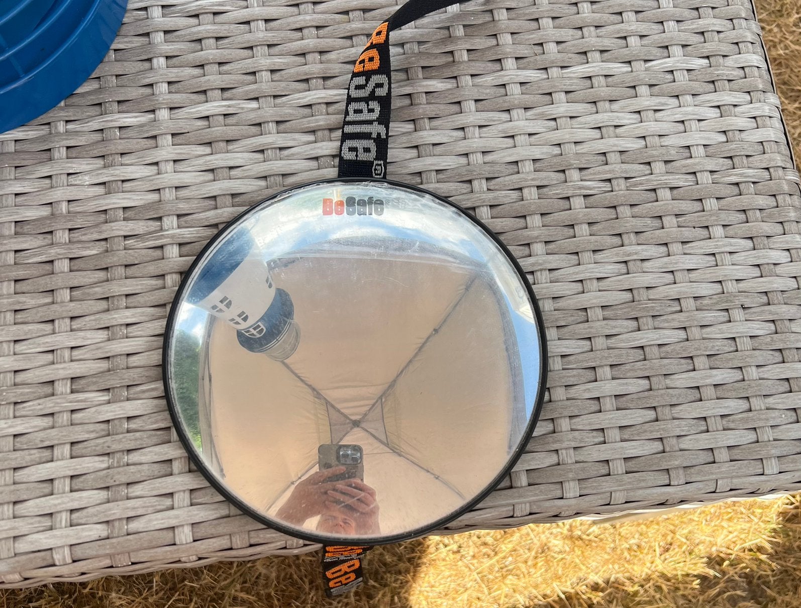 Te koop baby spiegel, Enlèvement