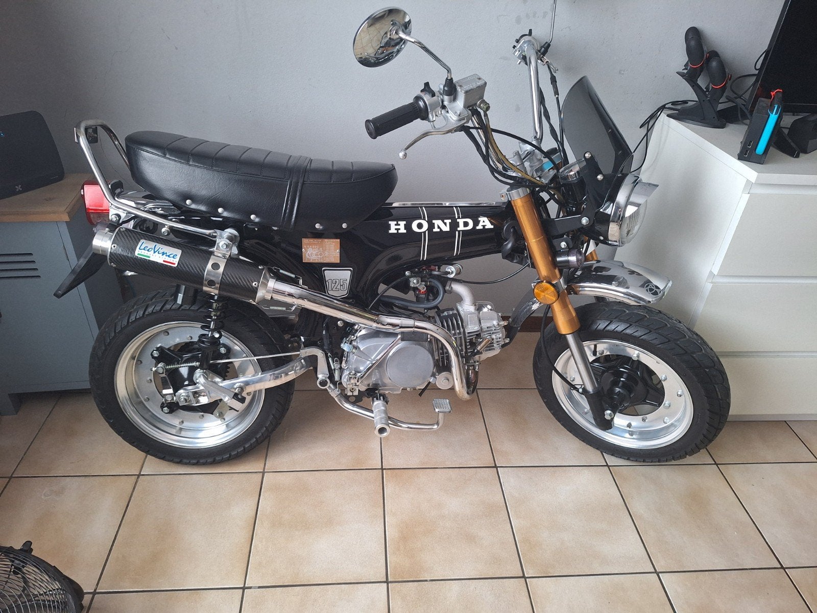 moto dax, Ophalen
