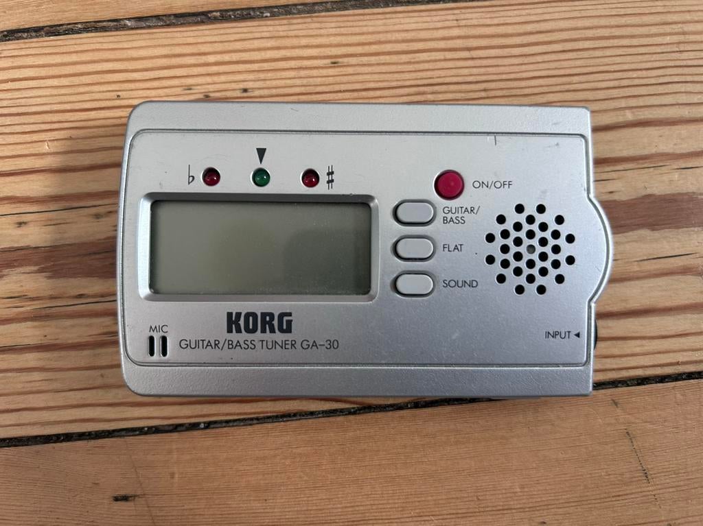 Accordeurs Korg, Enlèvement, Comme neuf