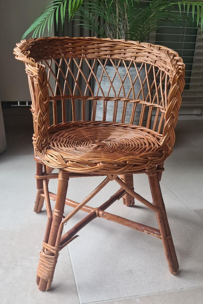 kinderstoeltje/poppen  - vintage rotan, Ophalen