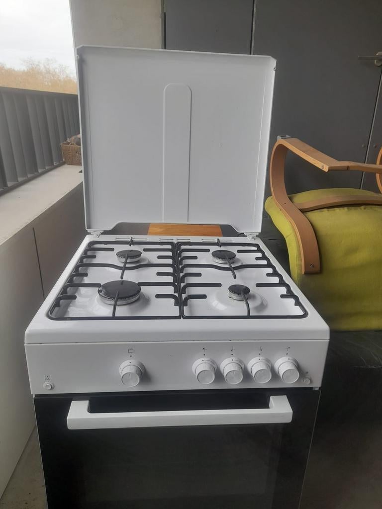 Gasfornuis, Elektronische apparatuur, Fornuizen, Ophalen, 4 kookzones, Gas, 85 tot 90 cm