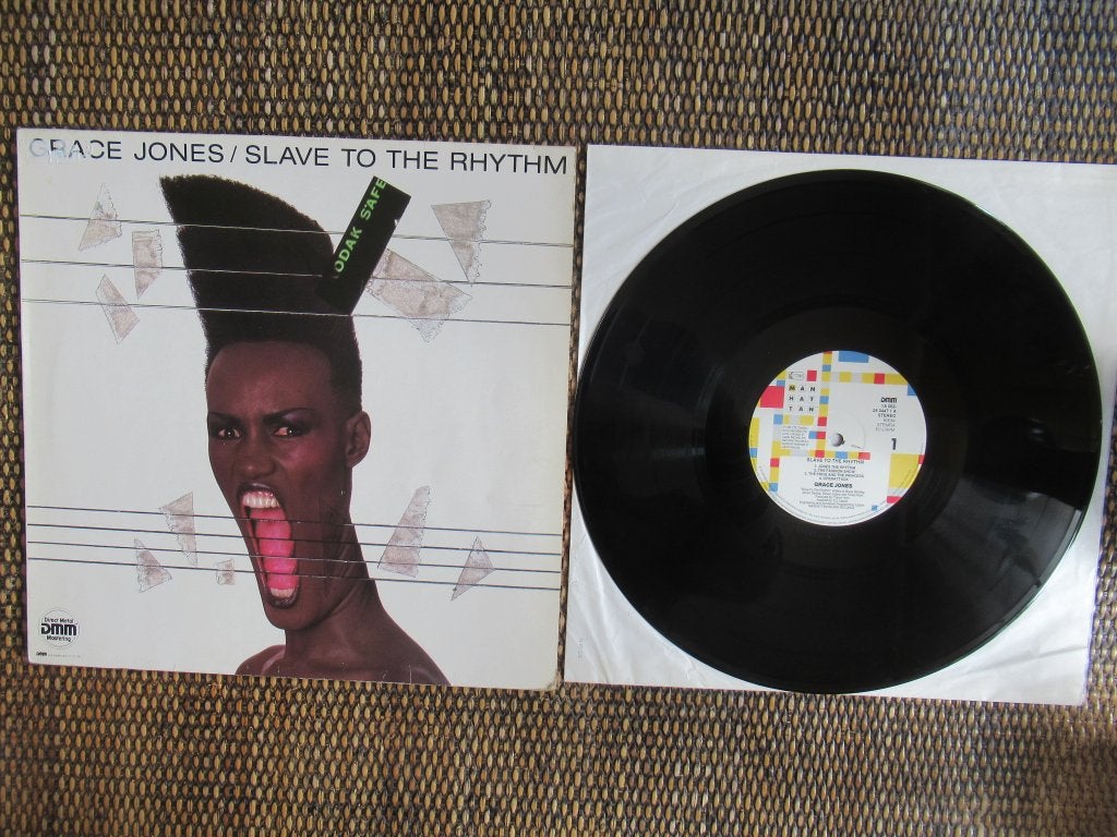 Grace Jones : Slave to the rhythm (album 33 tours), Enlèvement, 12 pouces, LP
