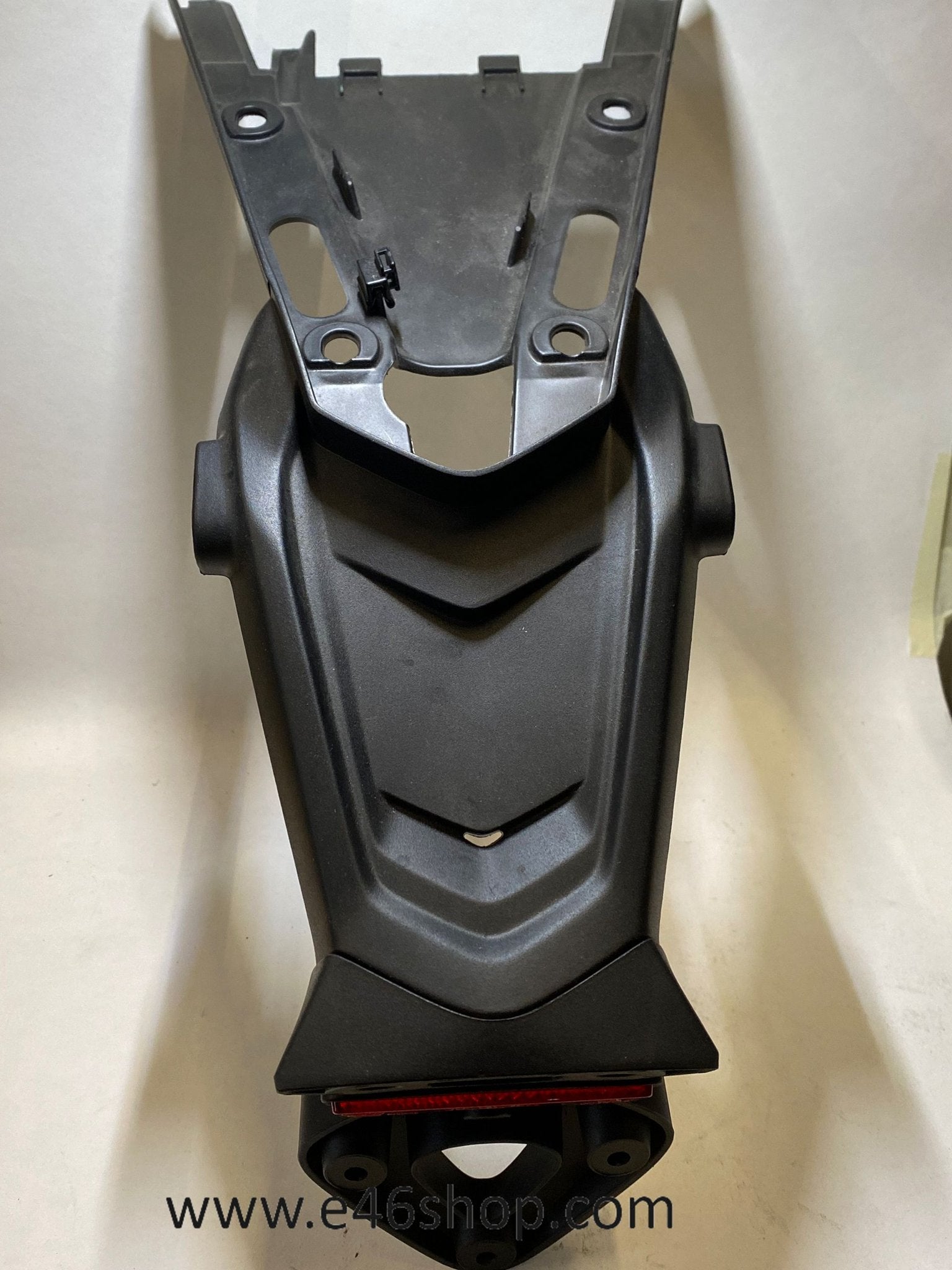 BMW NINE T KENTEKENPLAATHOUDER OE 8569803, -, Utilisé, -, -