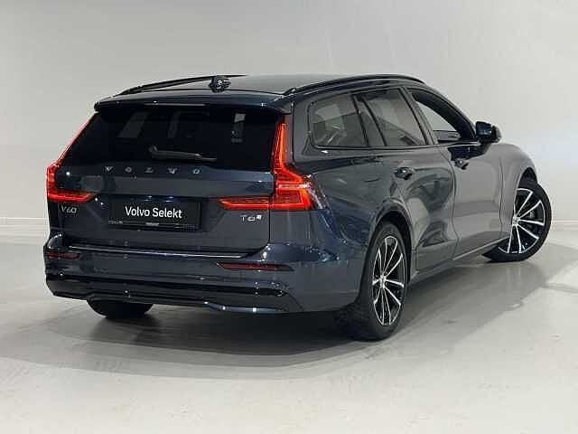 Volvo V60 T6 Recharge Plus Dark + electr trekhaak, Auto's, Automaat, 1969 cc, 18 g/km, Hybride Elektrisch/Benzine