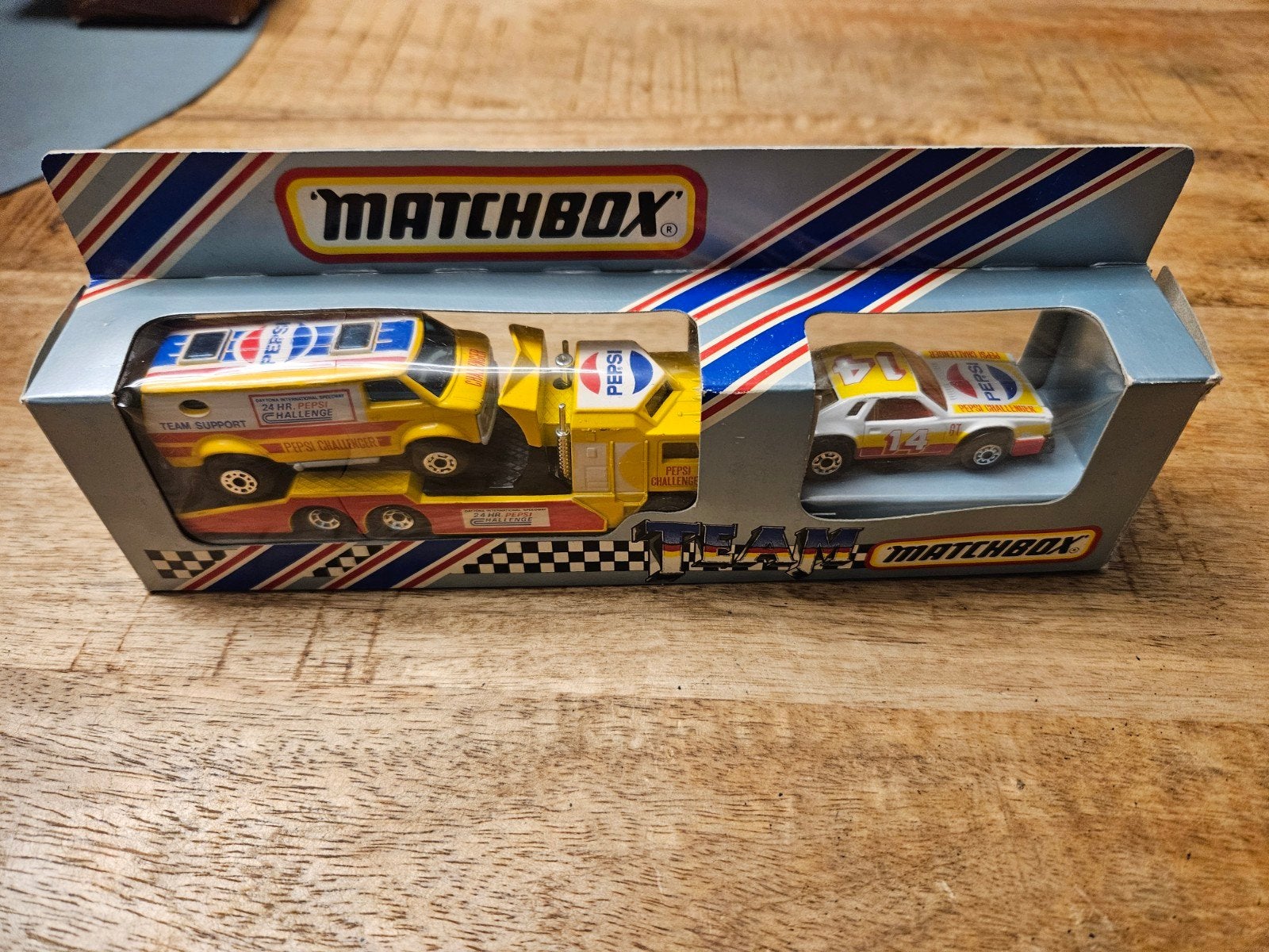 Matchbox Team Pepsi dans son emballage d'origine., Collections, Enlèvement ou Envoi, Comme neuf