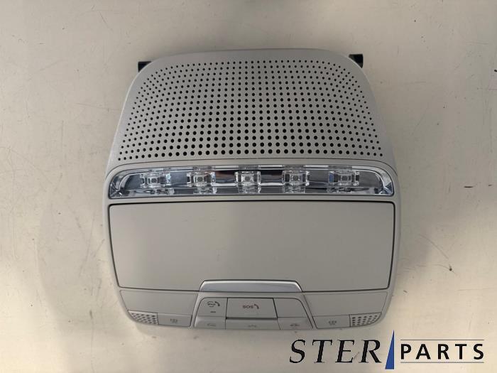 Eclairage intérieur avant d'un Mercedes C-Klasse, Autos : Pièces & Accessoires, Éclairage, Mercedes-Benz, Utilisé, 3 mois de garantie