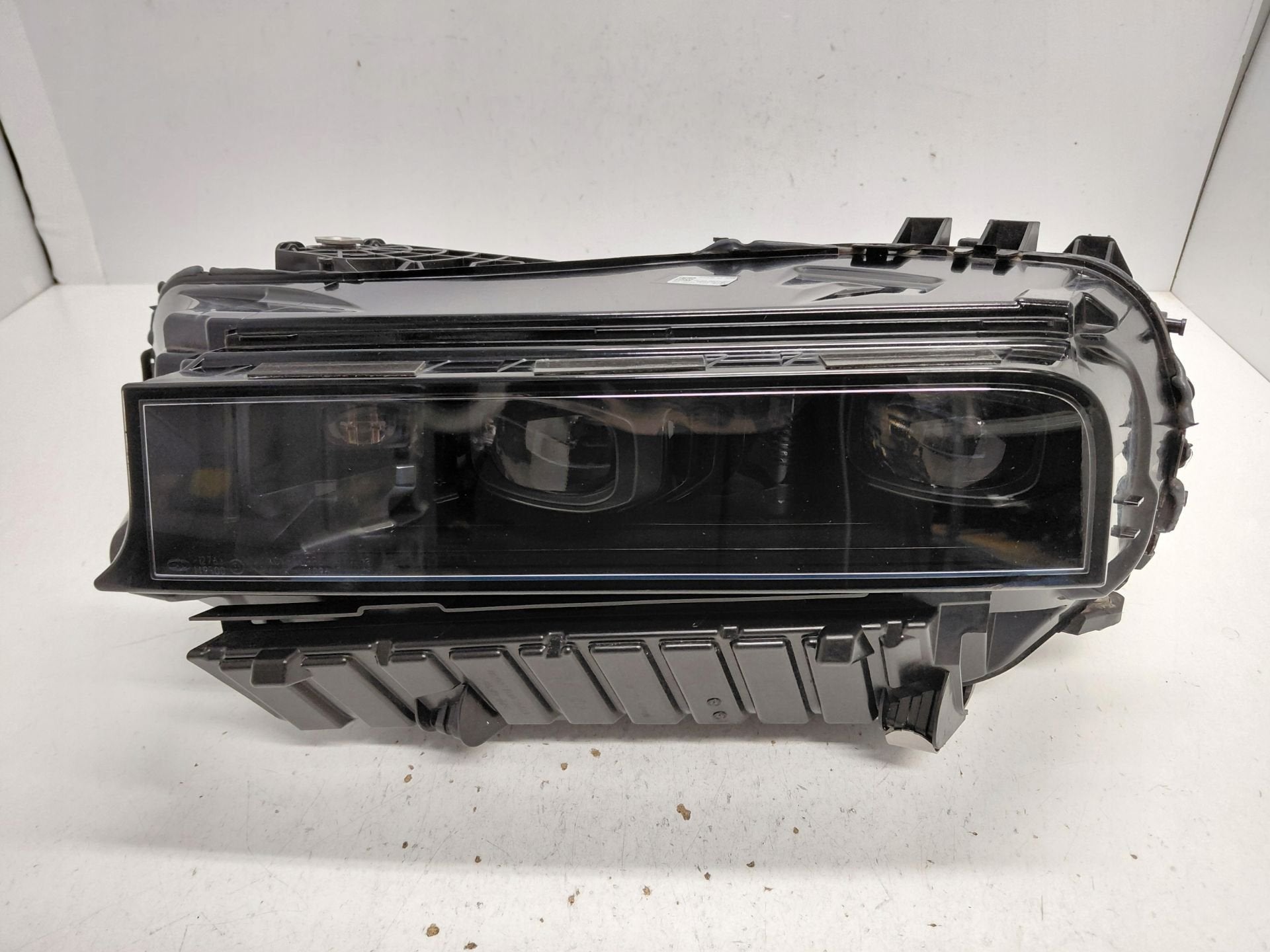 Biellettes de fixation BMW XM G09 Koplamp 5A8D461, Petuelring 130
80788  Munich, DE, Info@bmw.de, Utilisé, BMW