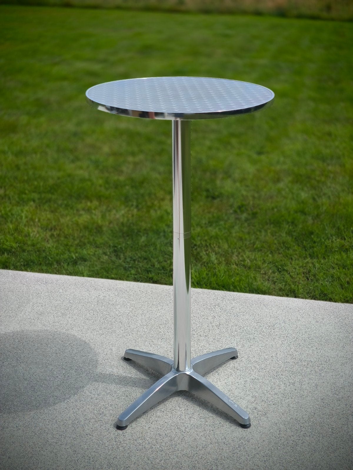 Table mange debout / bar Hauteur 115cm, Maison & Meubles, Tables | Tables mange-debout, Enlèvement, Utilisé