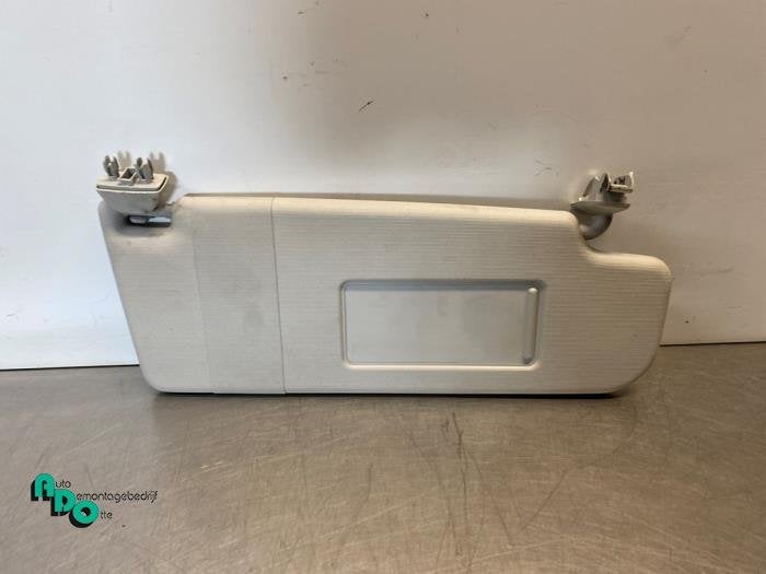 Zonneklep van een Volkswagen Polo (Polo 09-), Gebruikt, -, Volkswagen, -
