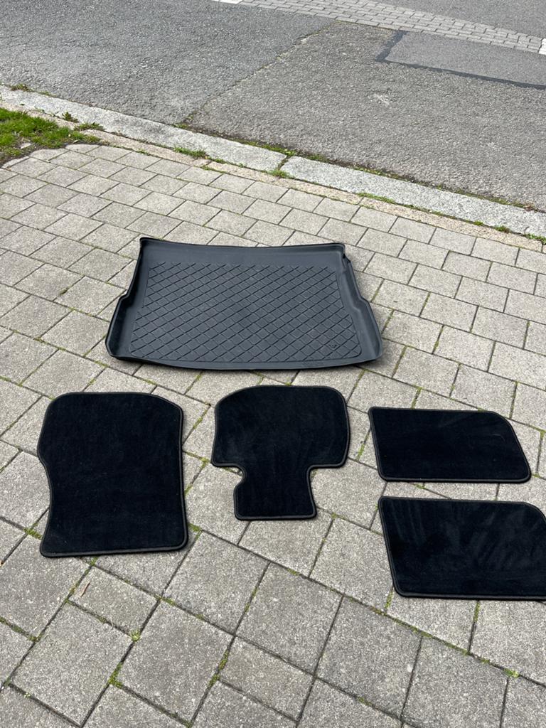 Premium velours automatten iX1 - 3 maanden gebruikt, Ophalen of Verzenden, Zo goed als nieuw