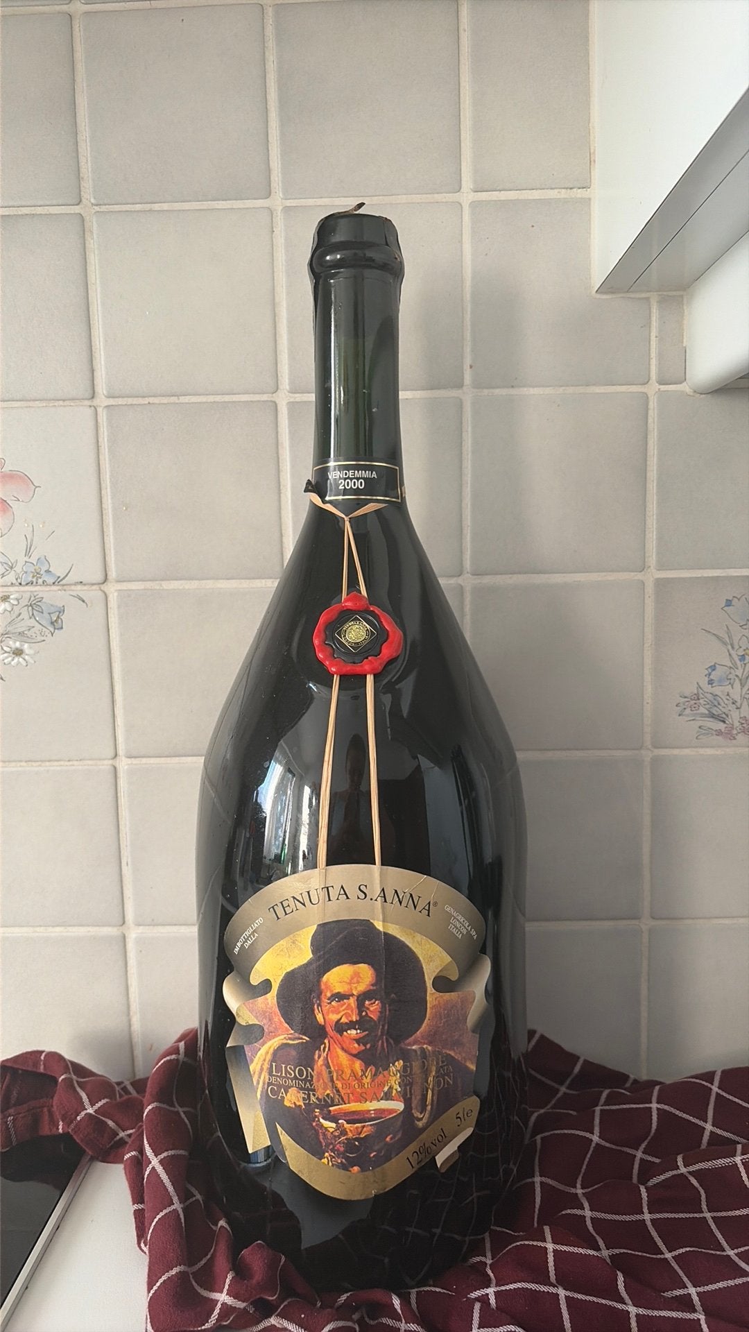 Tenuta contre Anna 2000, Enlèvement ou Envoi, Pleine, Comme neuf, Vin rouge