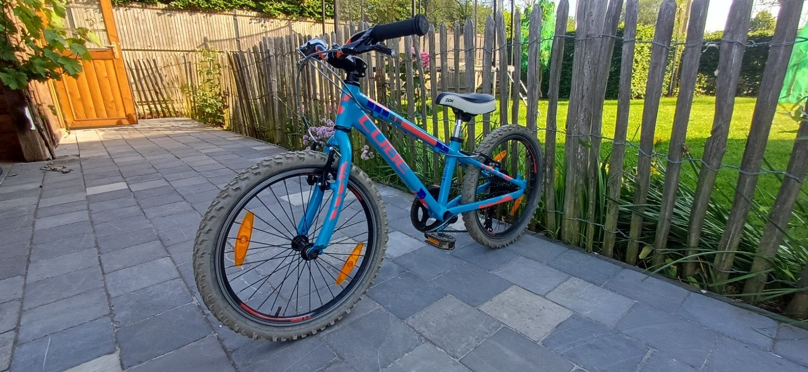 Kinderfiets Cube, Ophalen, Velgrem, Versnellingen, Cube