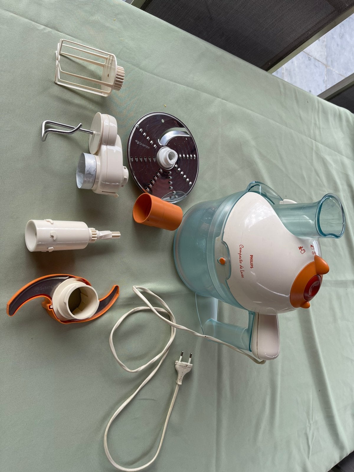 Keukenrobot Philips compacto de luxe, Electroménager, Mélangeurs de cuisine, Utilisé, 1 à 2 litres, 3 vitesses ou plus, Enlèvement