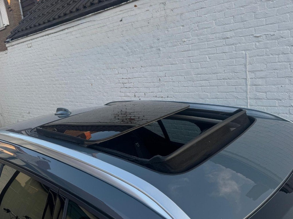 Volvo XC40 1.5 * PHEV * PANO * CAMERA * FULL HISTORIEK, Cuir, Argent ou Gris, Achat, Entretenue par le concessionnaire